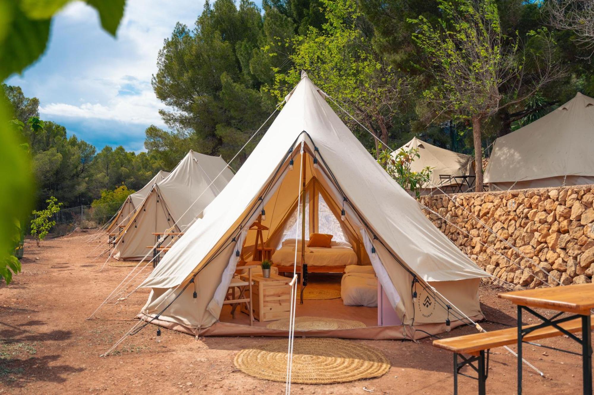Luxe tent Kampaoh Fonts D' Algar